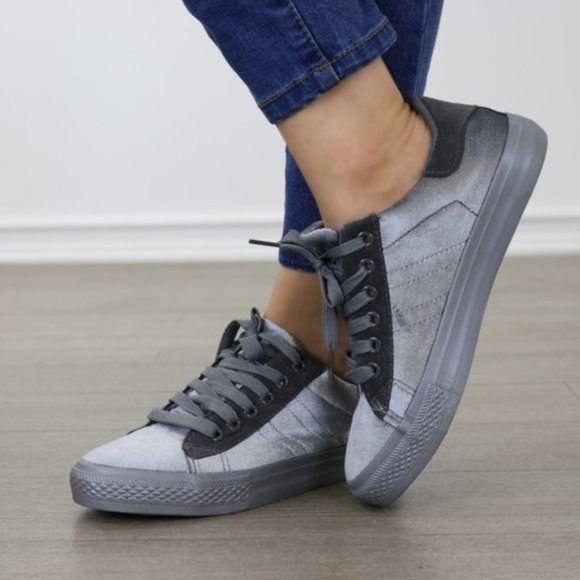 Shoes - Gray Velvet Low Top Fashion Sneakers